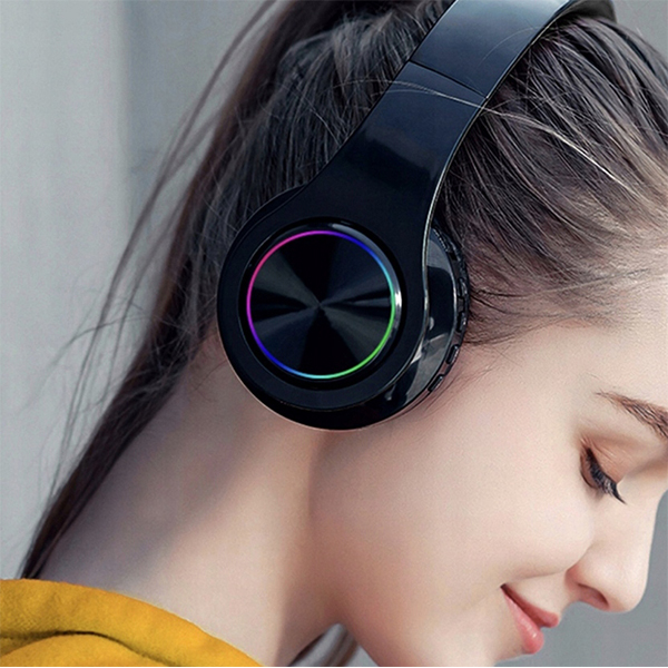 Bezdrátová sluchátka B39