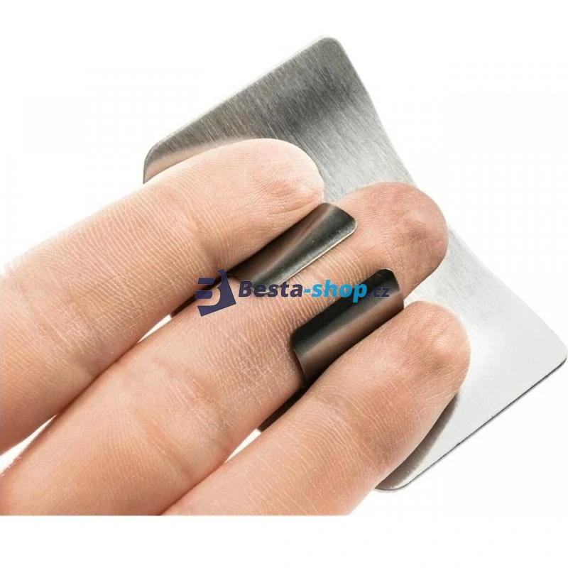 Ocelová ochrana prstů při krájení