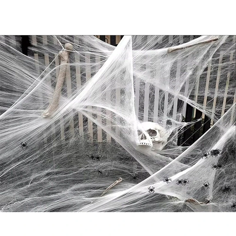Umělá pavučina se 2 pavouky – natahovací dekorace na Halloween