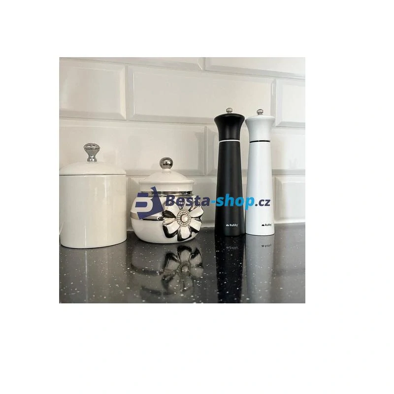 Ruční mlýnek na koření černý a bílý 2ks