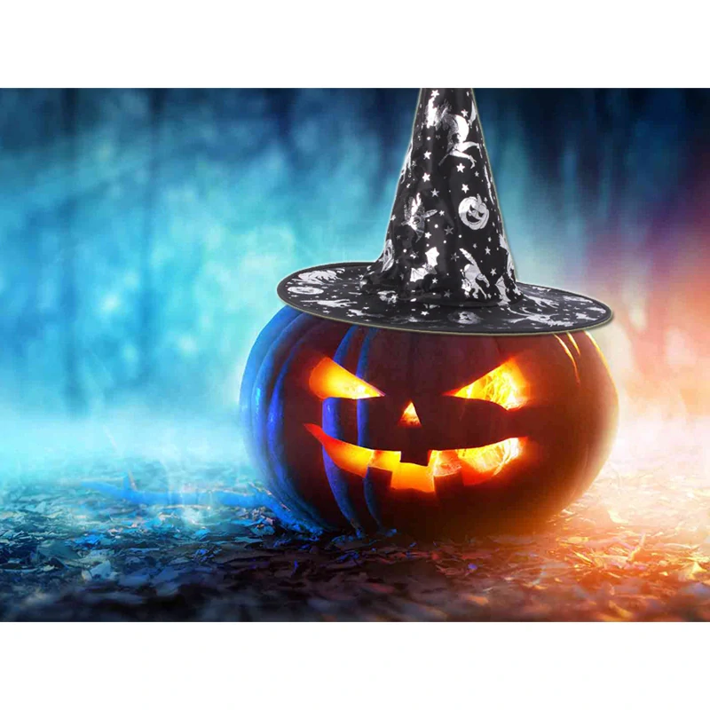 Čarodějnický klobouk na Halloween – klasická špičatá čepice se vzorem